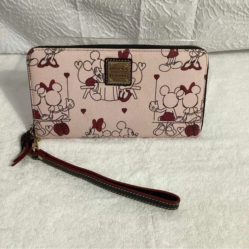 Dooney & Bourke Disney Mickey & Minnie Mouse Love Pink Romantic Wristlet Wallet